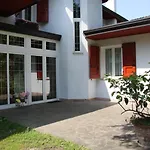 Bed and Breakfast Vanessa House 4*