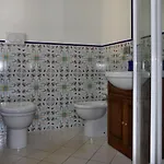 Bed and Breakfast Vanessa House 4*
