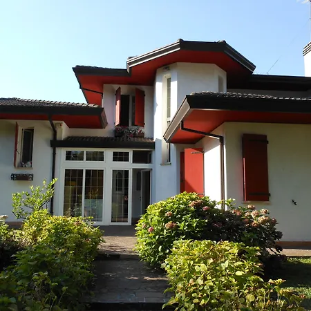 Vanessa House Panzió