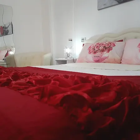 Vanessa House 4*