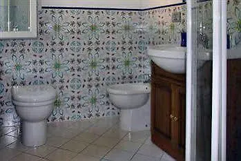 Oda ve Kahvaltı Vanessa House 4*